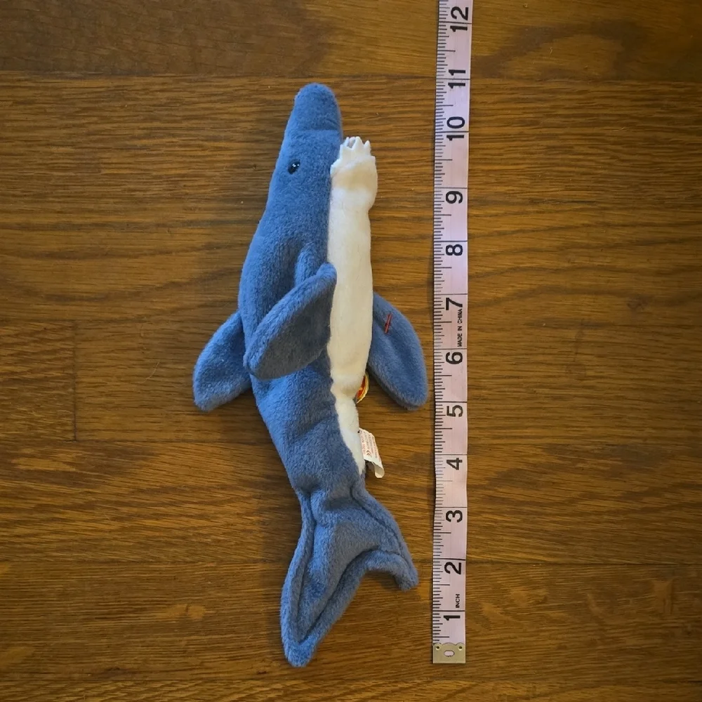 BOGO Ty Shark Plush Toy Crunch‎ Style 4130